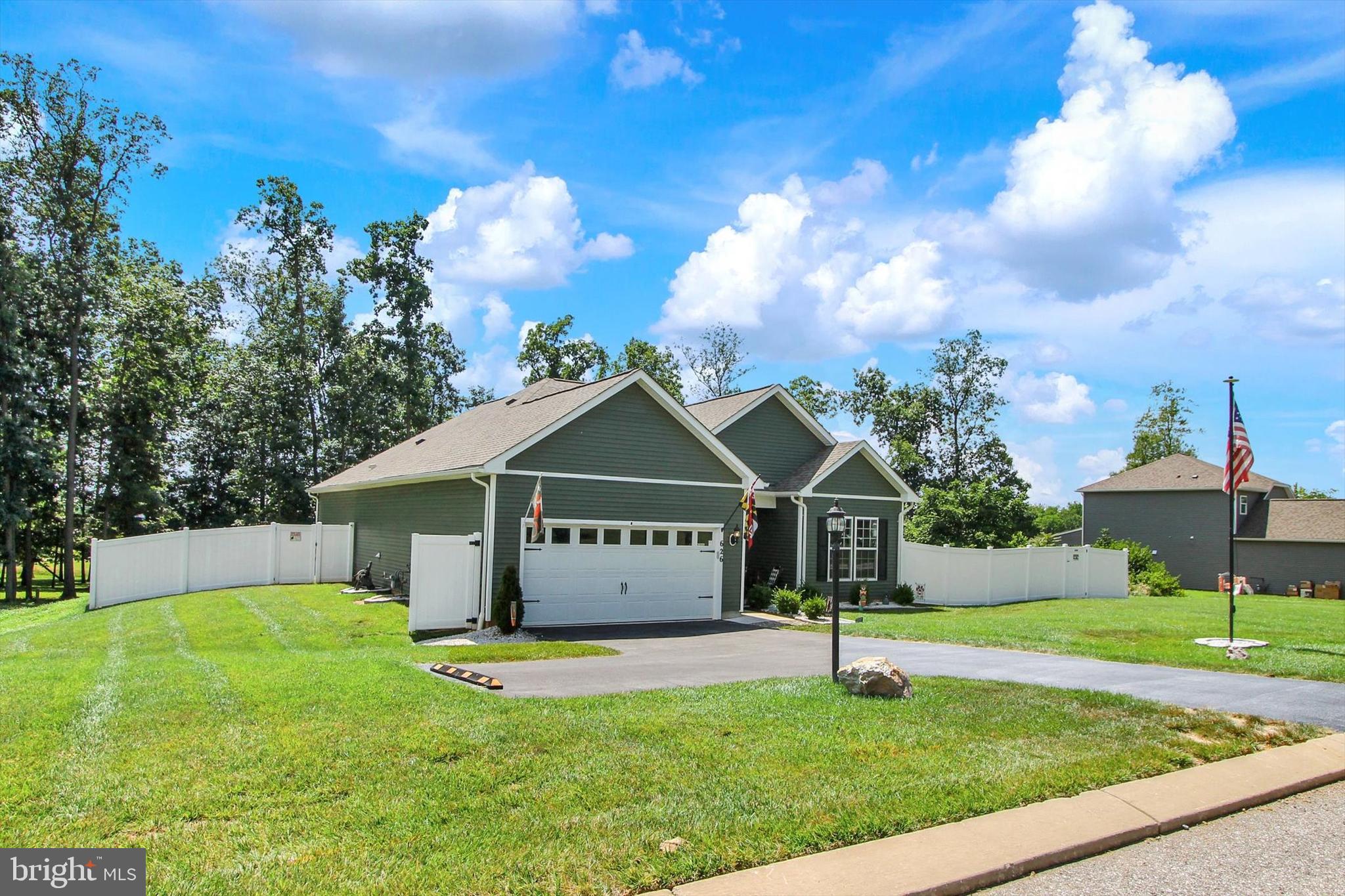 626 Ledger Drive Hanover, PA 17331 - Photo 3 of 37 a house with swimming pool in front of it