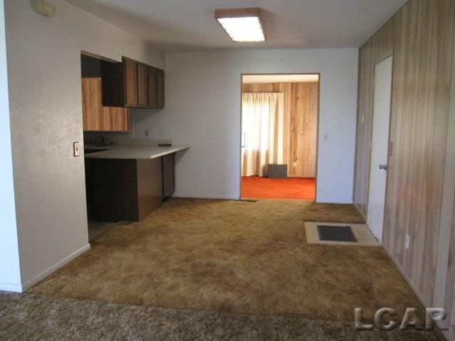 2216 East Carleton Road Adrian, MI 49221 - Photo 5 of 15 Dining Area
