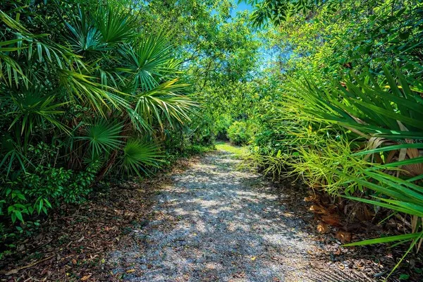 $550,000 | 1813 Lakewood Drive, St. Cloud, FL 34771