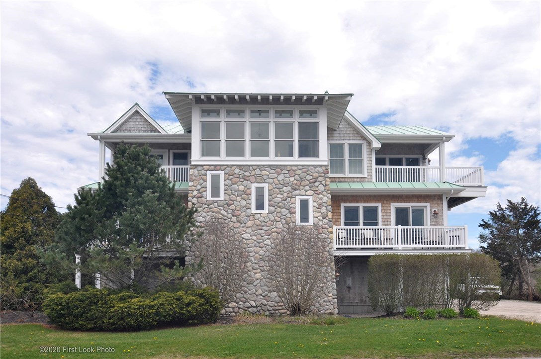 39 Weekapaug Road, Unit 2 Westerly, RI 02891 - Photo 3 of 38 Gallery Image 3