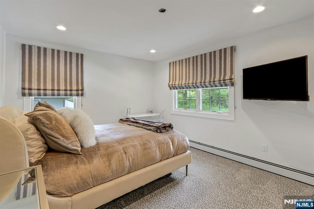 547 Ruckman Road Closter, NJ 07624 - Photo 18 of 25 Gallery Image 18