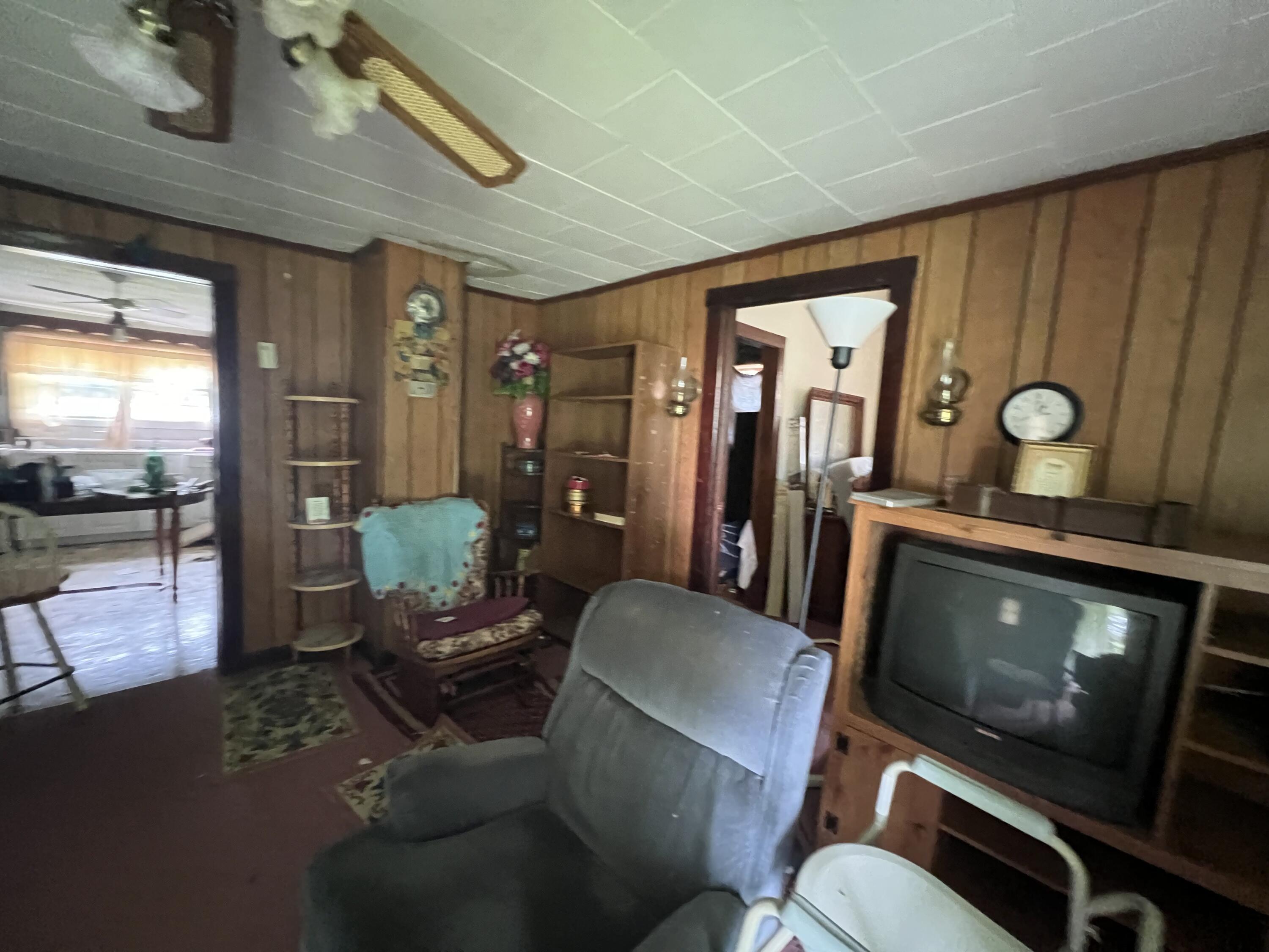 1533 Brock Road Dunnville, KY 42528 - Photo 18 of 24 IMG_9869