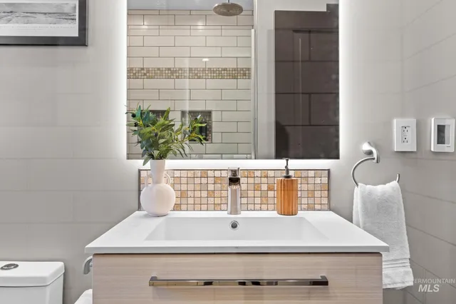 $853,500 | 300 West Ofarrell Street, Boise, ID 83702