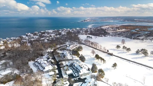 $1,200,000 | 40 Driftway, Unit 27, Scituate, MA 02066