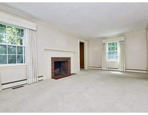20 Wilson Street Wellesley, MA 02482 - Photo 3 of 19