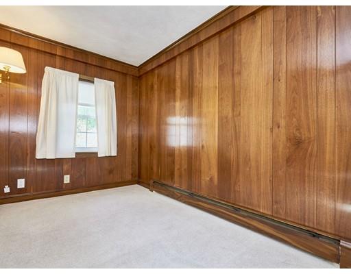 20 Wilson Street Wellesley, MA 02482 - Photo 9 of 19