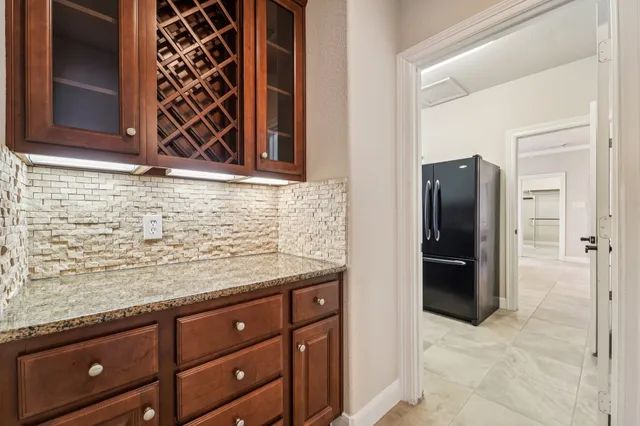 $650,000 | 18610 Partners Voice Drive, Cypress, TX 77433