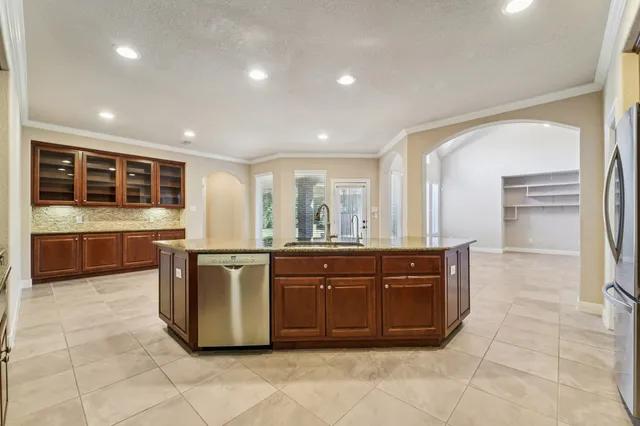 $650,000 | 18610 Partners Voice Drive, Cypress, TX 77433