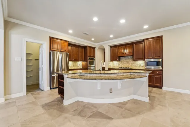 $650,000 | 18610 Partners Voice Drive, Cypress, TX 77433