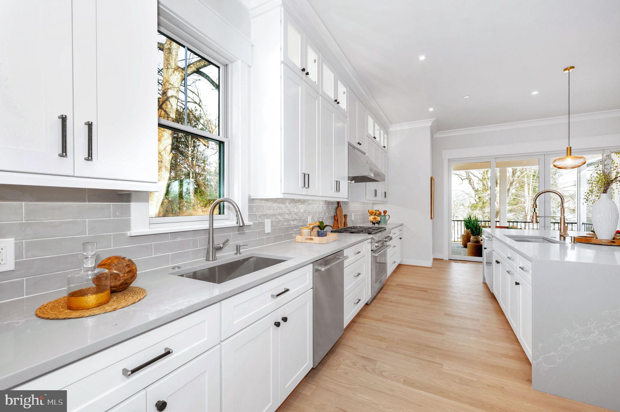 5511 Pollard Road Bethesda, MD 20816 - Photo 26 of 54 Gourmet Kitchen