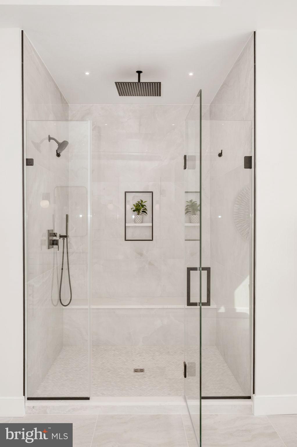 5511 Pollard Road Bethesda, MD 20816 - Photo 45 of 54 Primary Bathroom