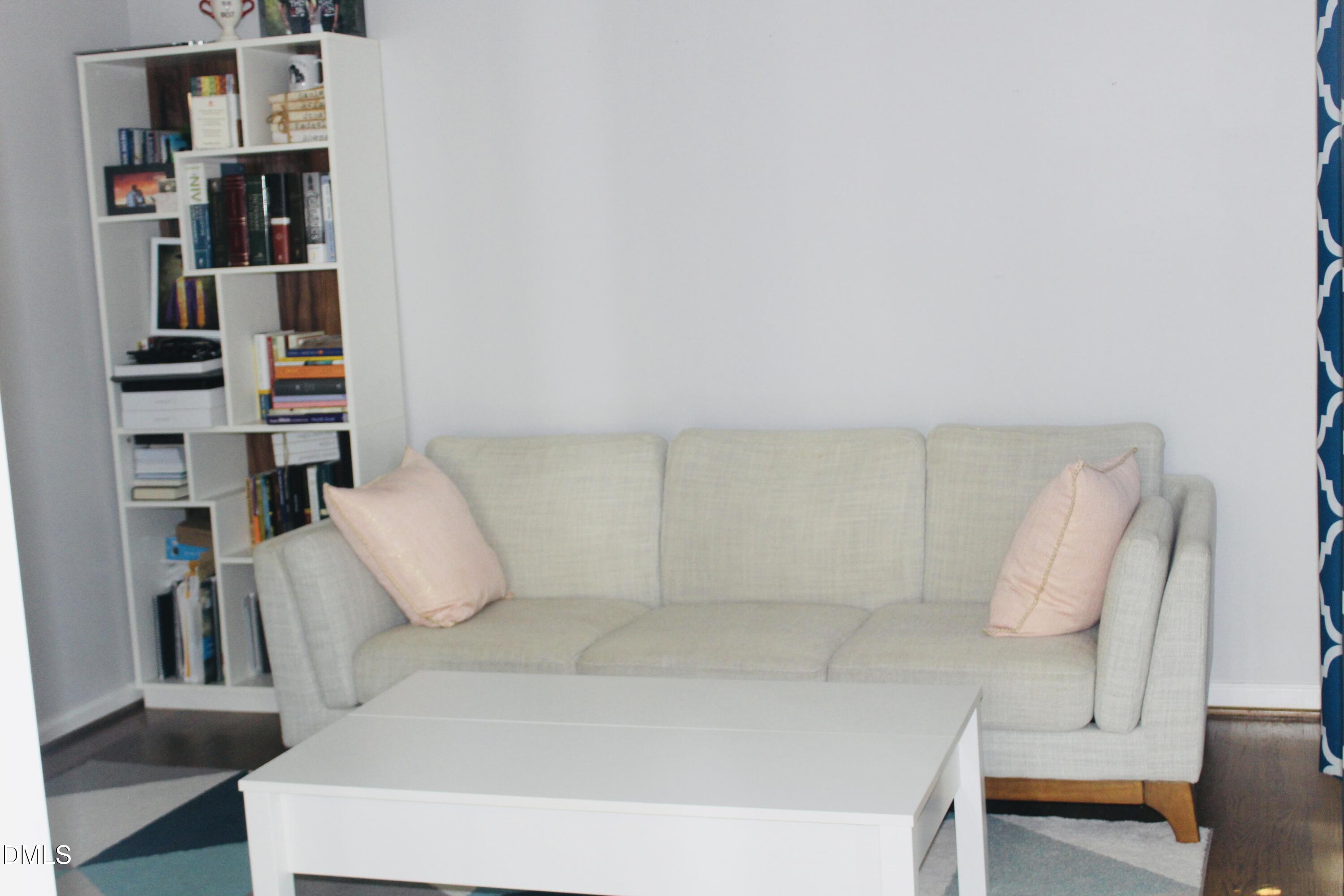 1517 Wood Spring Court Raleigh, NC 27614 - Photo 4 of 27 IMG_8050