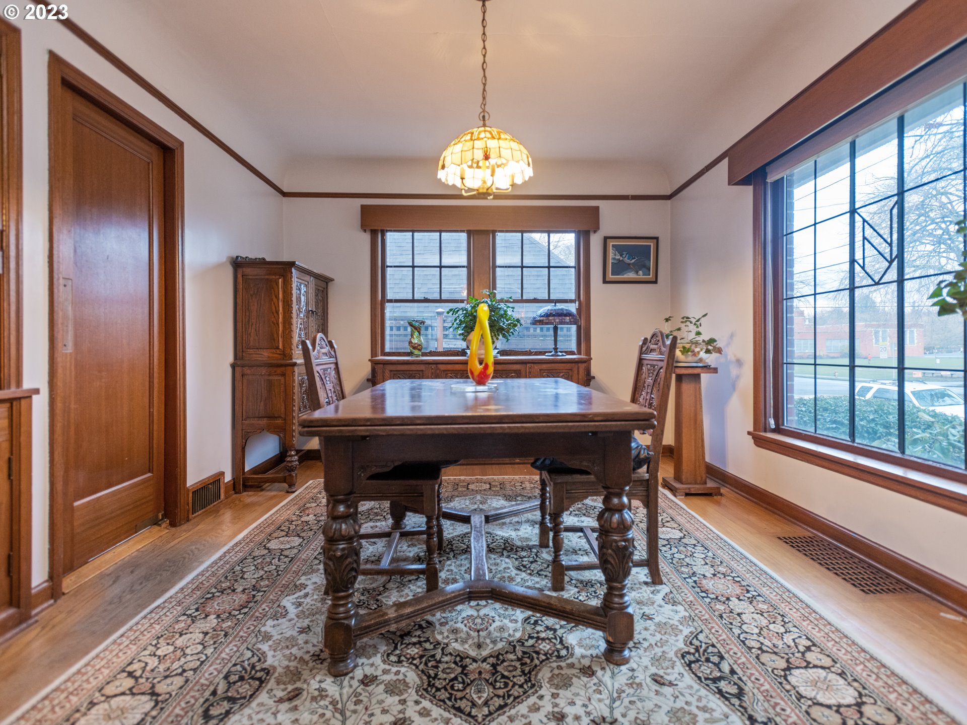 7825 Southeast Reed College Place Portland, OR 97202 - Photo 3 of 27 Dining Room
