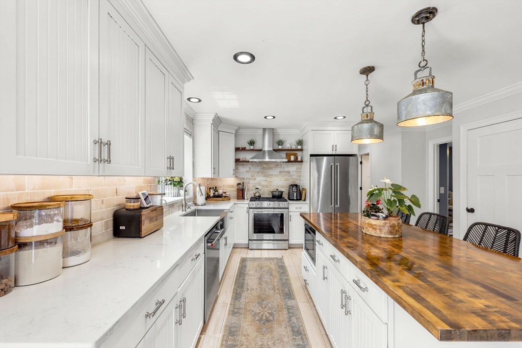 55 Gilbert Road Southampton, MA 01073 - Photo 11 of 42