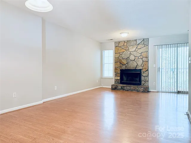 $1,395 | 6425 Windsor Gate Lane, Charlotte, NC 28215