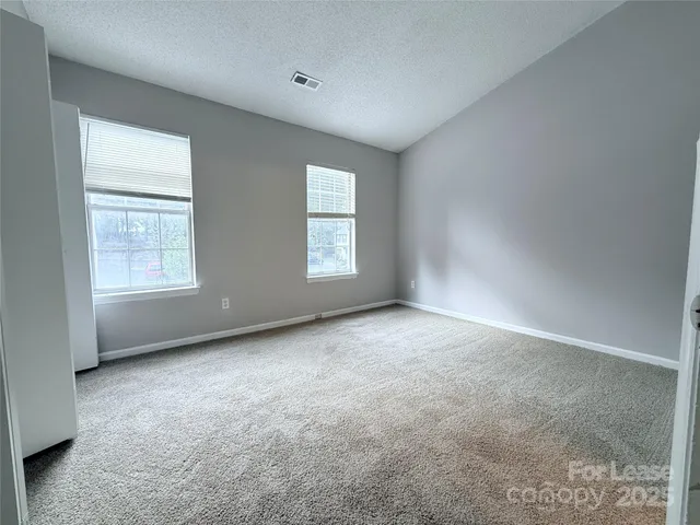 $1,395 | 6425 Windsor Gate Lane, Charlotte, NC 28215