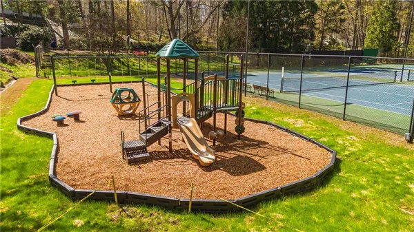 $325,000 | 7 Scotland Place Northwest, Atlanta, GA 30318