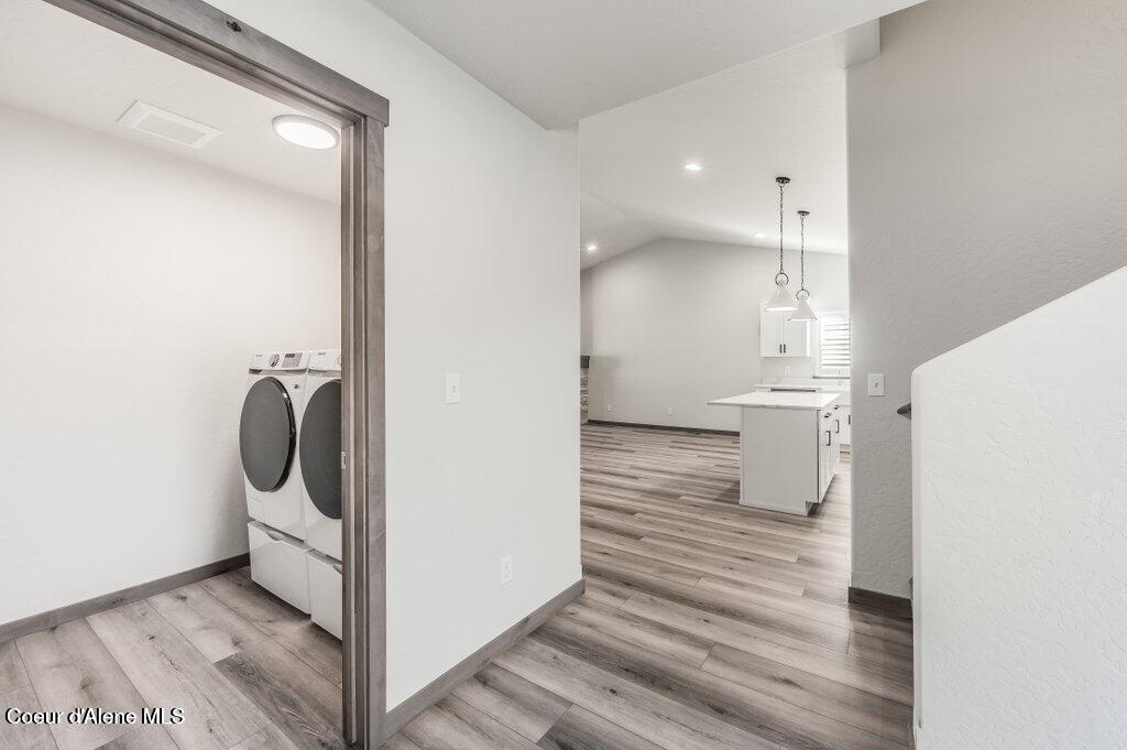 11811 North Railway Avenue Rathdrum, ID 83858 - Photo 22 of 28 22. Laundry room