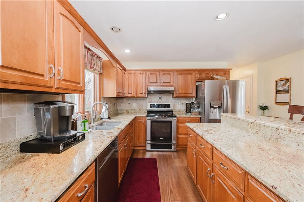 1735 West Pointe Circle Indiana, PA 15701 - Photo 18 of 49