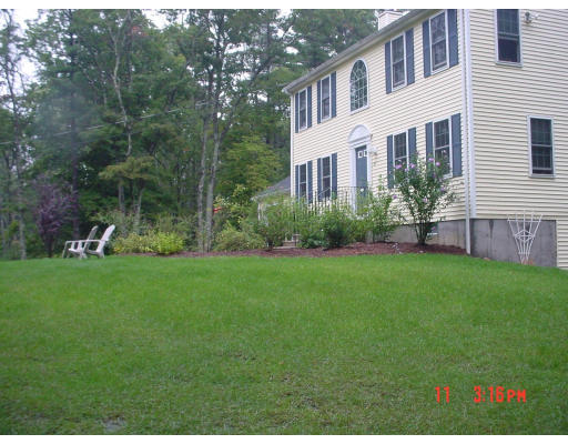 164 Marion Road Middleboro, MA 02346 - Photo 7 of 24 a view of a house with backyard and garden