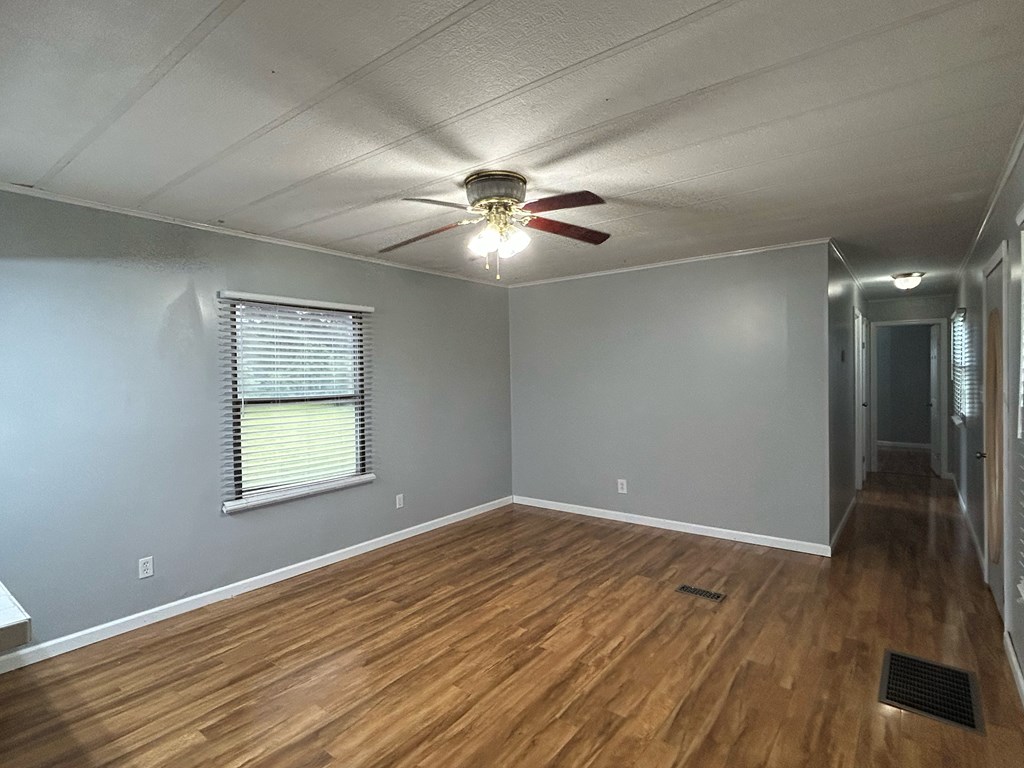 475 Gary Road Slocomb, AL 36375 - Photo 7 of 59