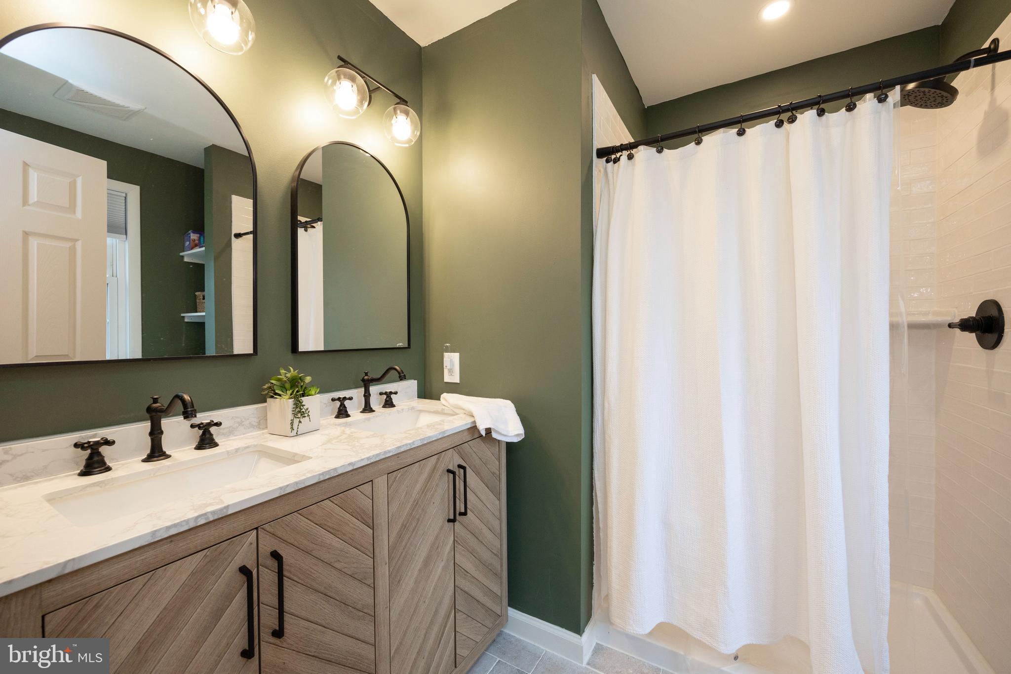 160 Pine Swamp Road Elverson, PA 19520 - Photo 21 of 31 Gallery Image 21