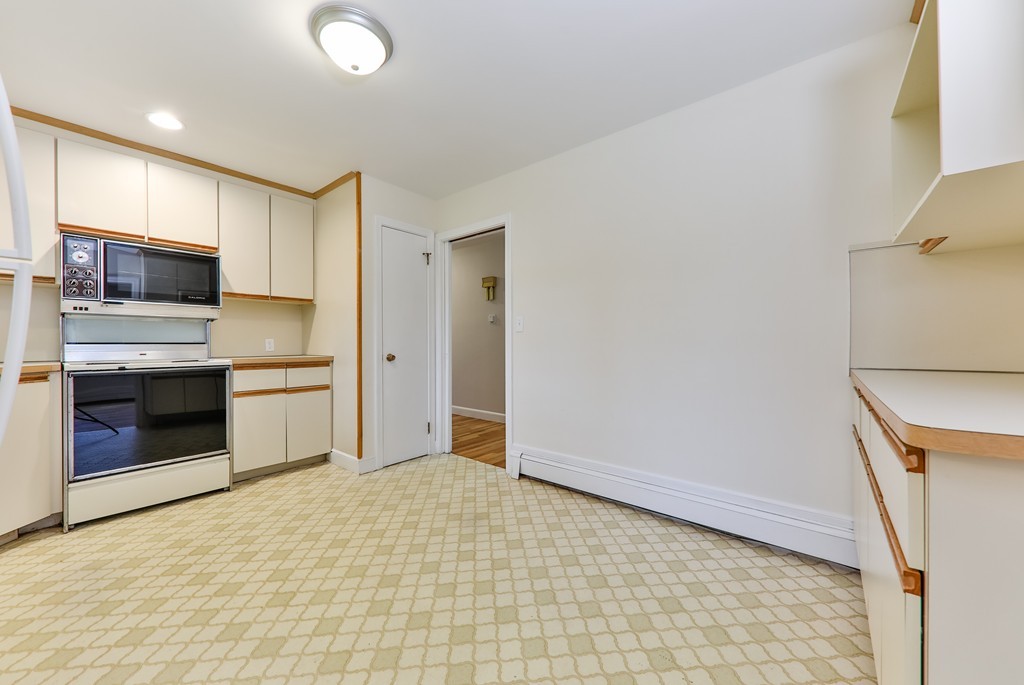56 Rosemary Road Dedham, MA 02026 - Photo 12 of 26 Gallery Image 12