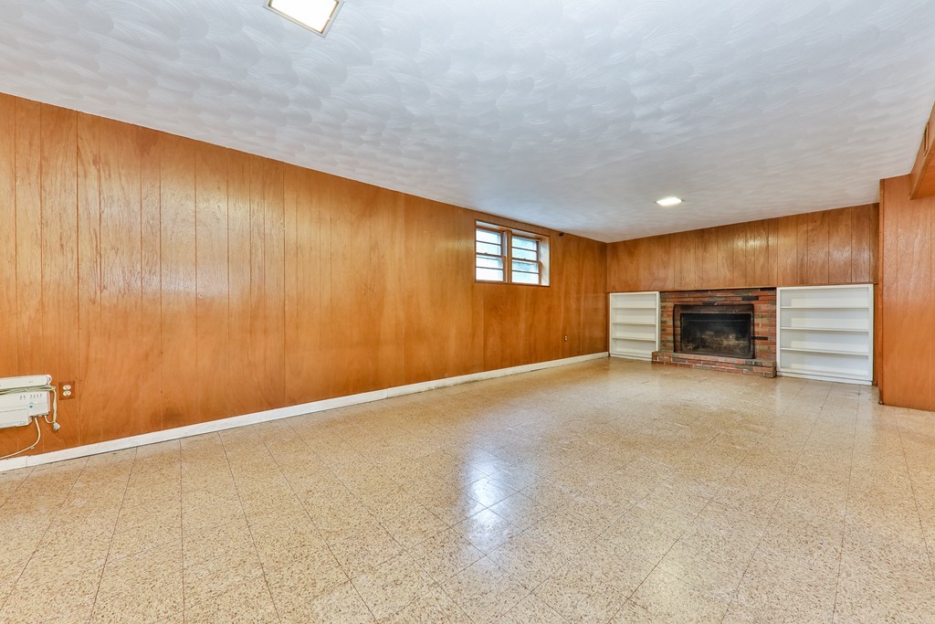 56 Rosemary Road Dedham, MA 02026 - Photo 21 of 26 Gallery Image 21