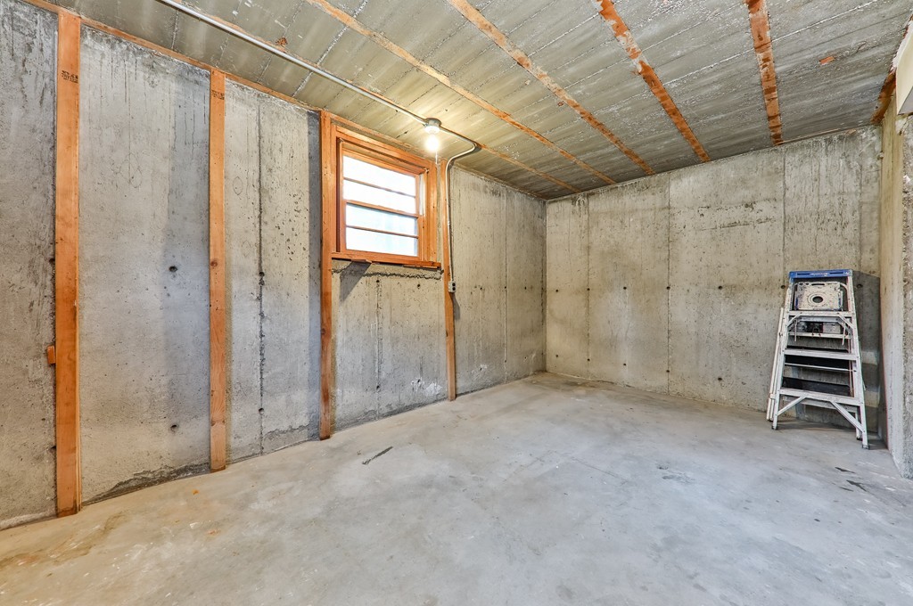 56 Rosemary Road Dedham, MA 02026 - Photo 23 of 26 Gallery Image 23