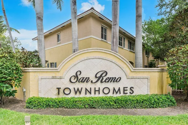 $299,900 | 1912 Southwest 60th Avenue, North Lauderdale, FL 33068
