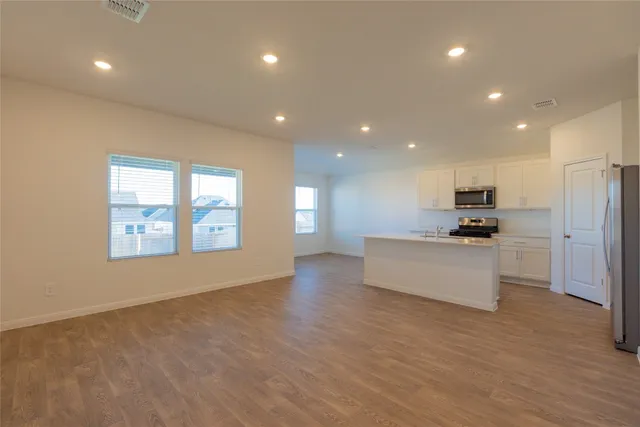 $1,850 | 223 Las Lomas Drive, San Marcos, TX 78666