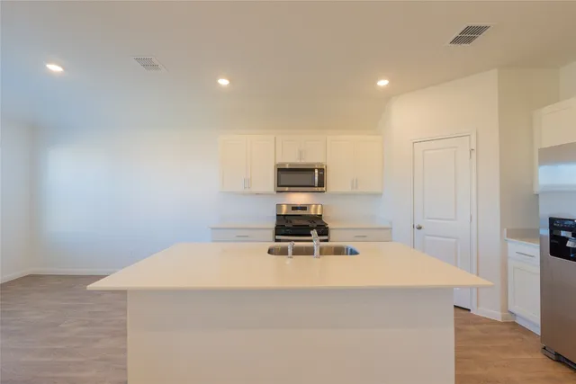 $1,850 | 223 Las Lomas Drive, San Marcos, TX 78666