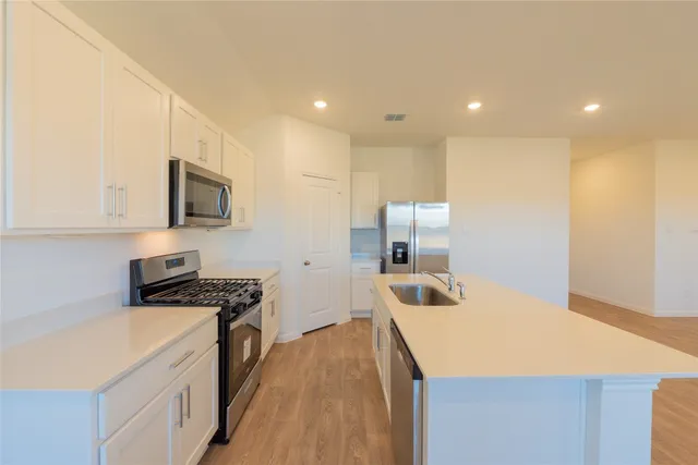 $1,850 | 223 Las Lomas Drive, San Marcos, TX 78666