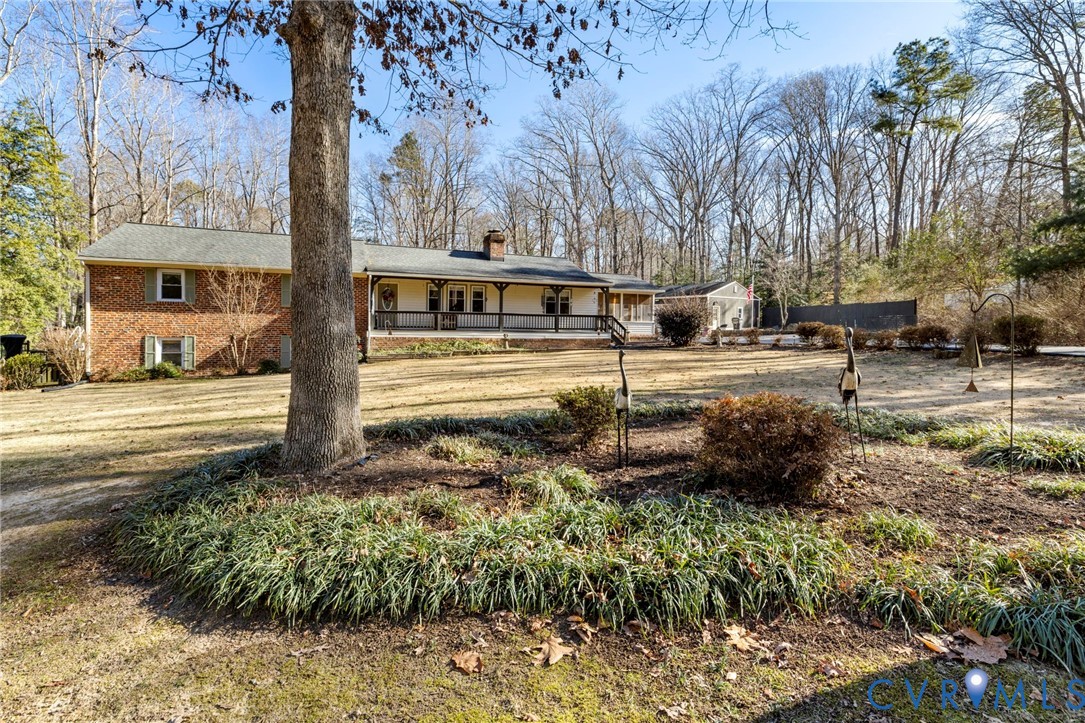 9411 Poly Place Midlothian, VA 23112 - Photo 2 of 39