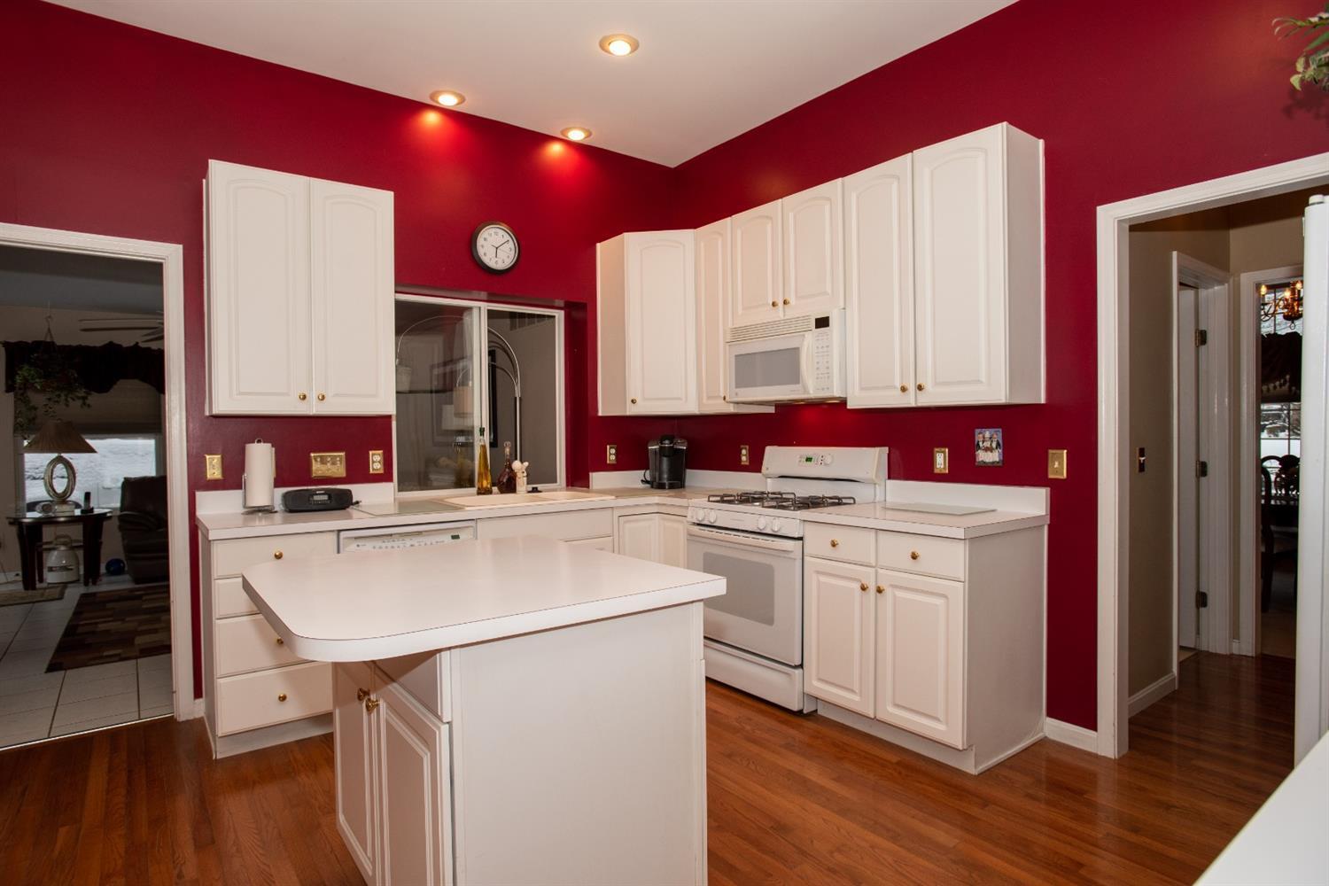 5011 Midfield Road Cincinnati, OH 45244 - Photo 11 of 50 Gallery Image 11