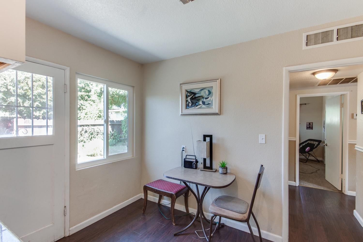 1227 South Klein Avenue Reedley, CA 93654 - Photo 8 of 38 Gallery Image 8