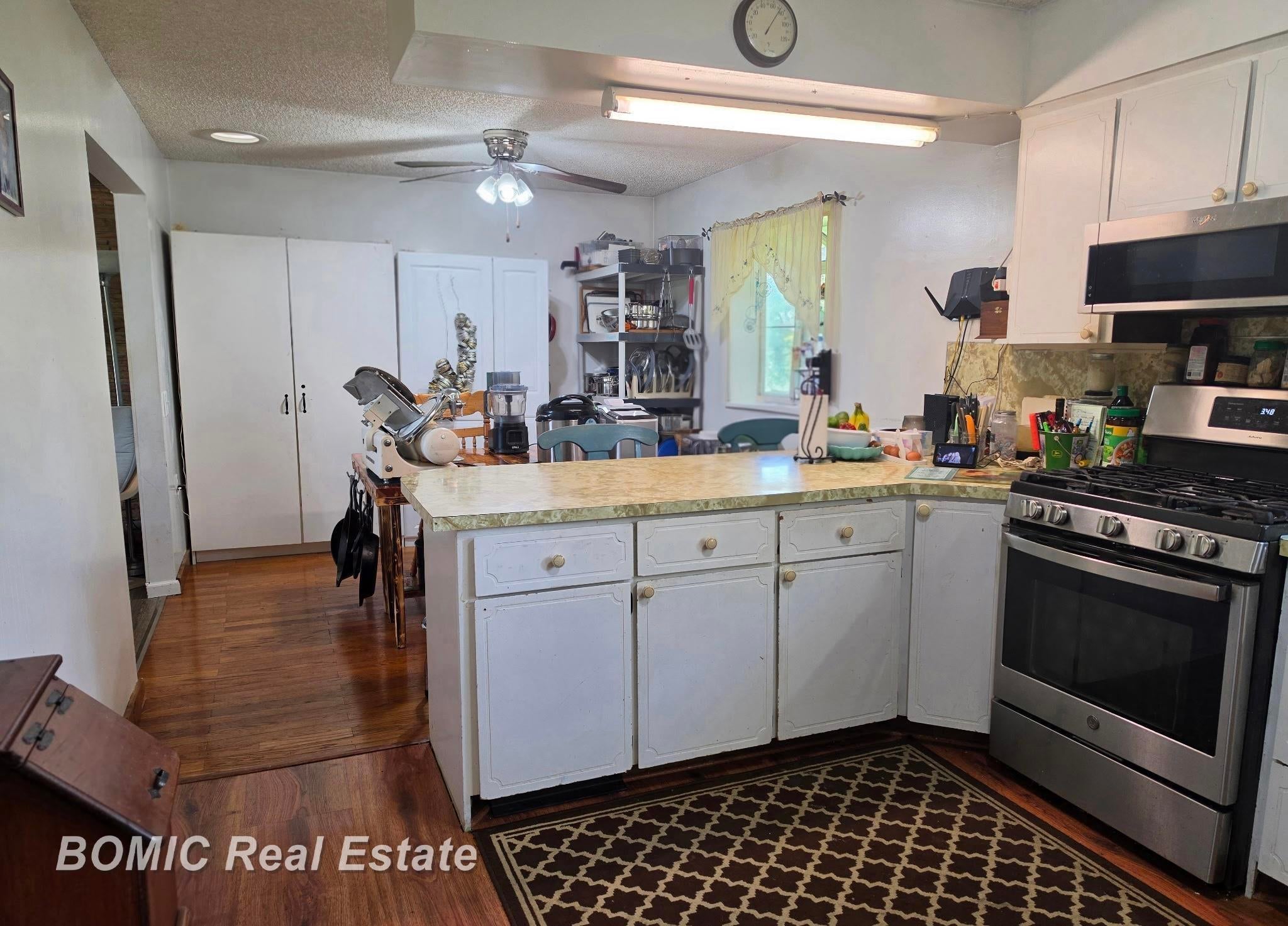 12271 East Burt Road Birch Run, MI 48415 - Photo 3 of 28 Gallery Image 3