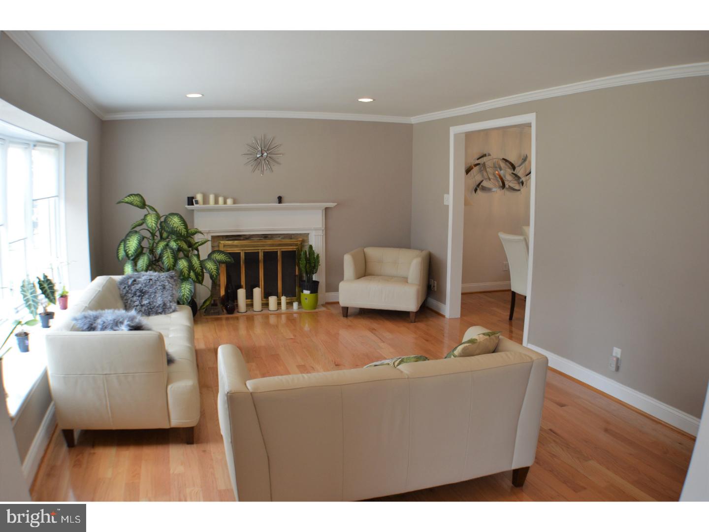 130 Welsh Road Huntingdon Valley, PA 19006 - Photo 3 of 25