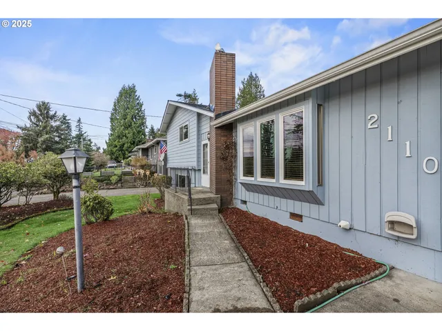 $465,000 | 2110 Sycamore Place, Longview, WA 98632