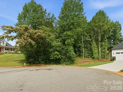 $40,000 | 3710 Whitney Drive Northeast, Hickory, NC 28601