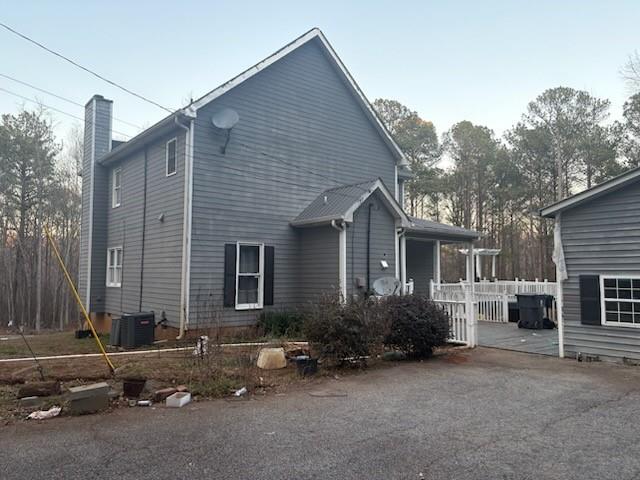 924 Highway 138 Stockbridge, GA 30281 - Photo 2 of 10 a view of a house with backyard and sitting area