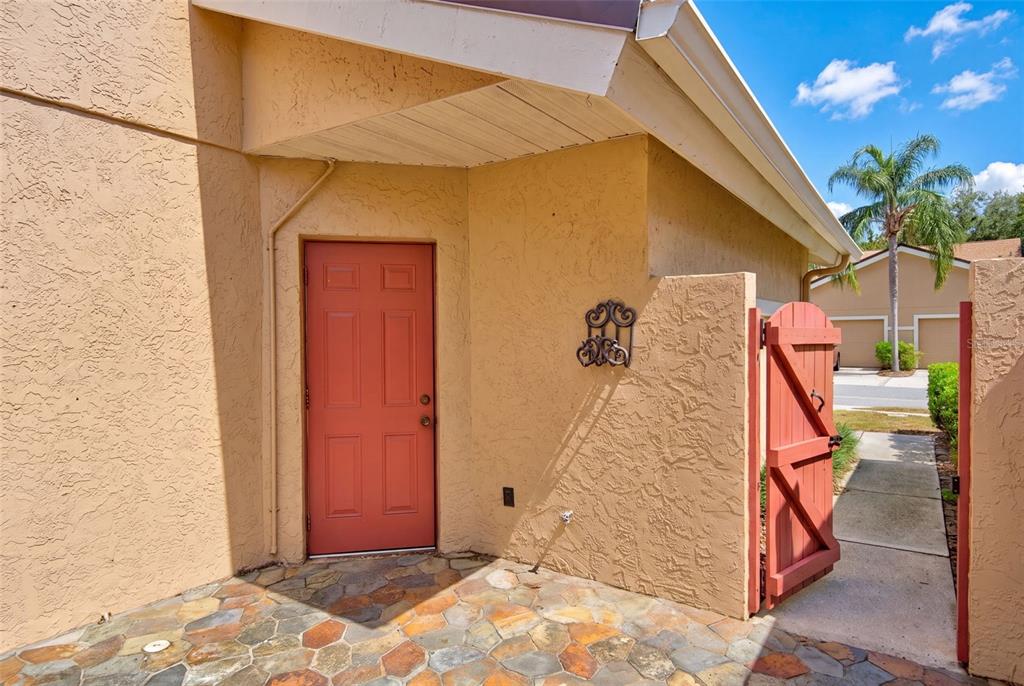 5626 Monte Rosso Road Sarasota, FL 34243 - Photo 6 of 69