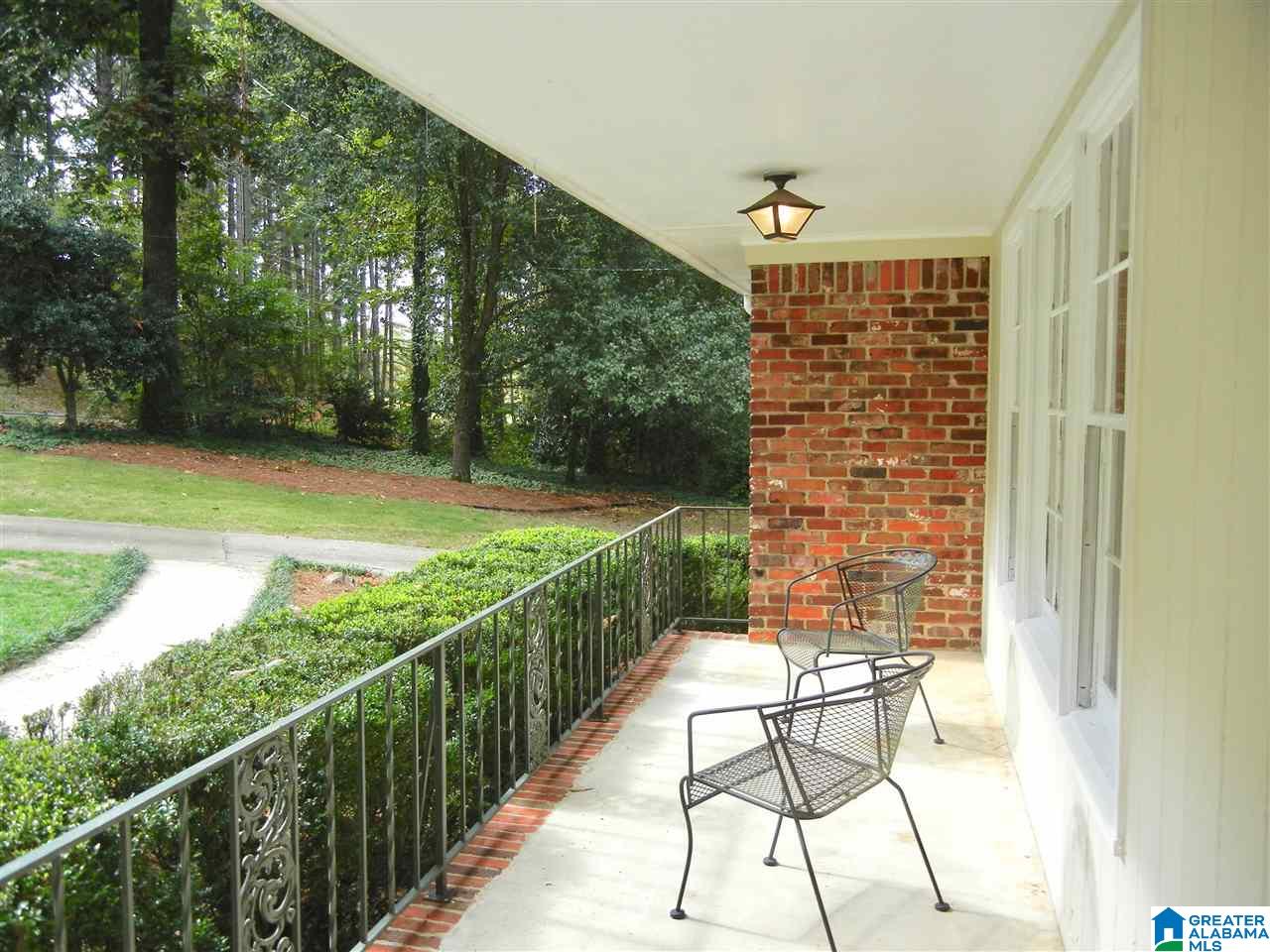 2488 Altadena Road Birmingham, AL 35243 - Photo 4 of 35
