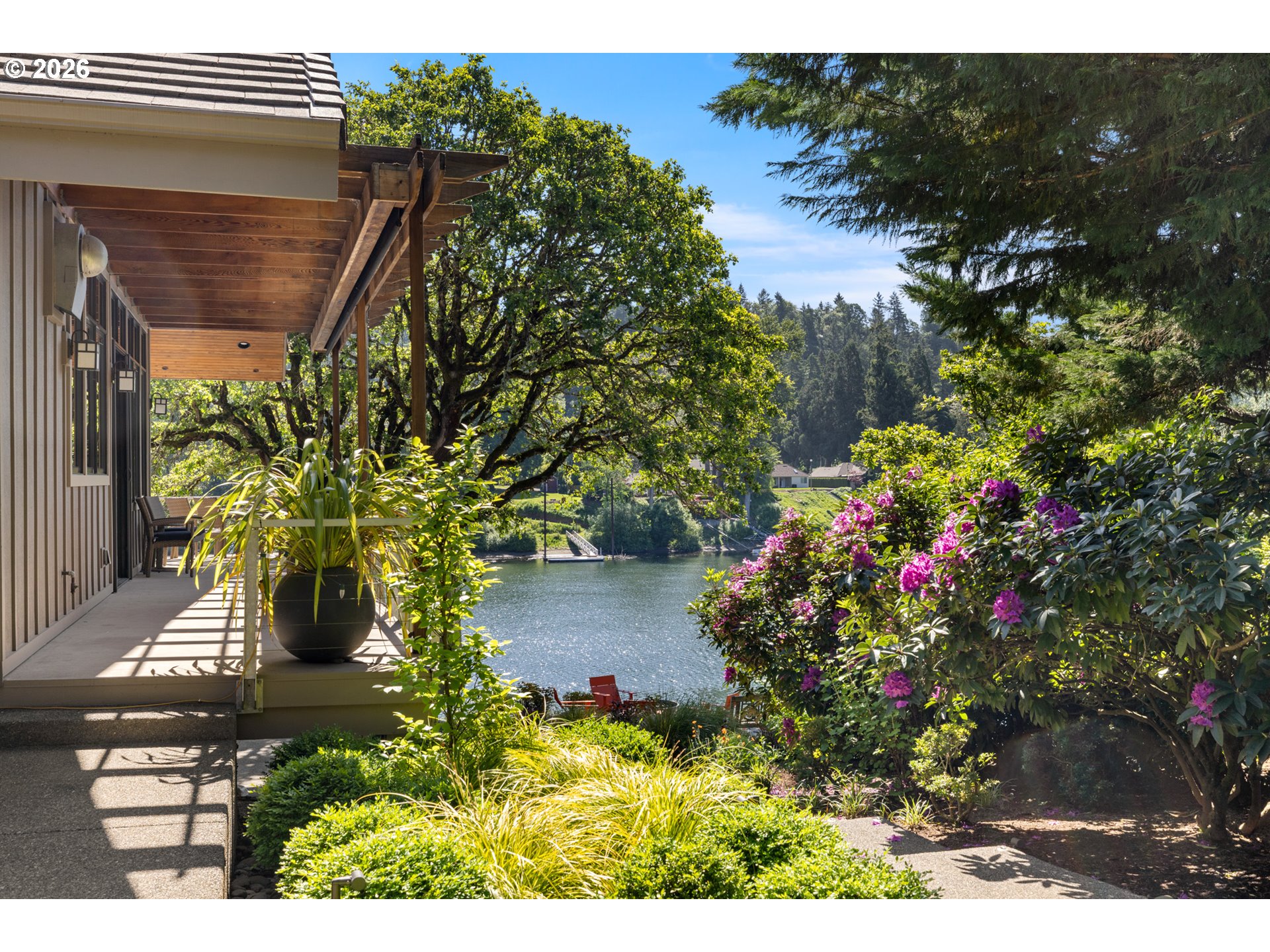 268 Southwest Forest Cove Road West Linn, OR 97068 - Photo 35 of 48