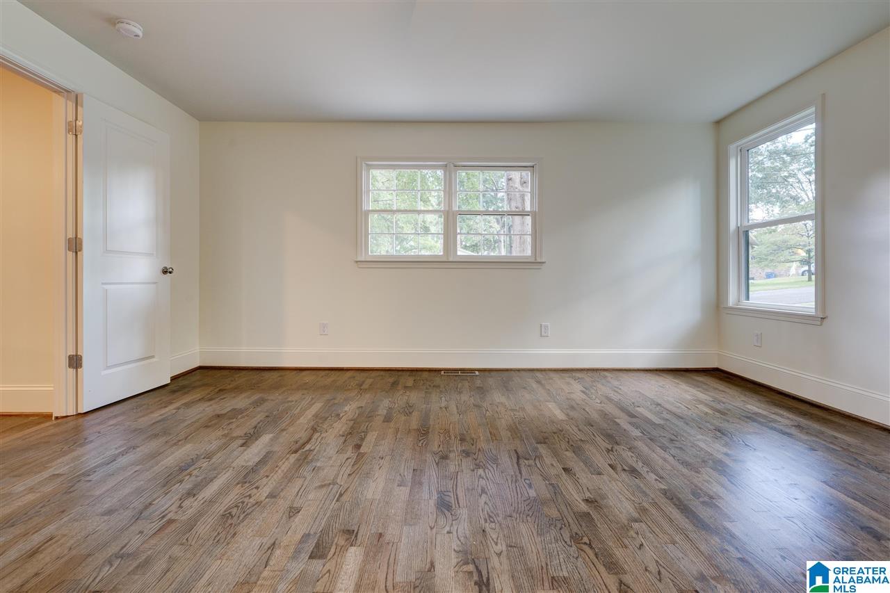 530 Edgecrest Circle Birmingham, AL 35209 - Photo 14 of 25