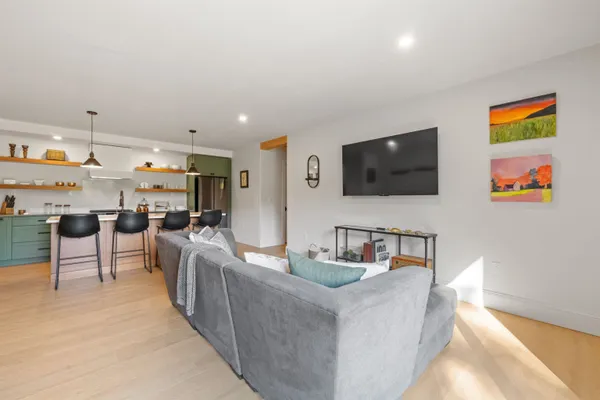 $3,000 | 70 Greystone Lane, Unit 2, Newbury, NH 03255