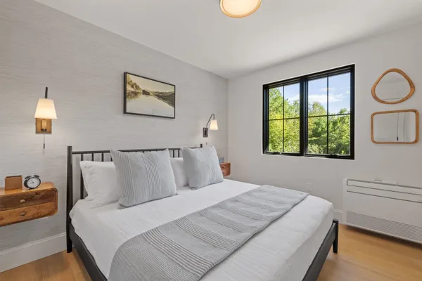 $3,000 | 70 Greystone Lane, Unit 2, Newbury, NH 03255