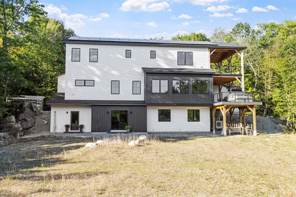 $3,000 | 70 Greystone Lane, Unit 2, Newbury, NH 03255