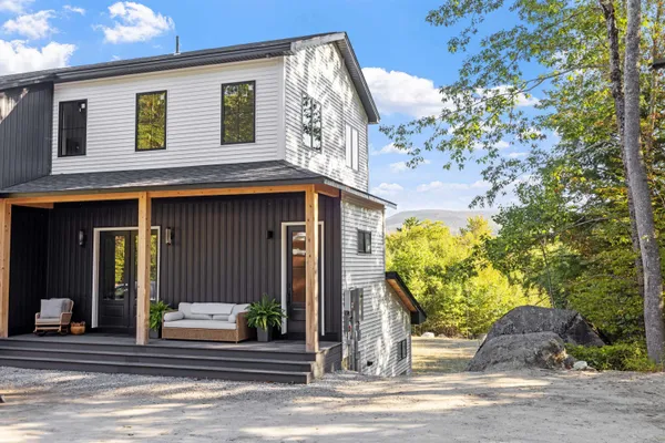 $3,000 | 70 Greystone Lane, Unit 2, Newbury, NH 03255