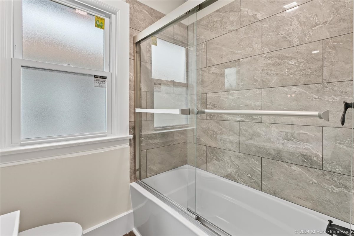 1606 St Charles Road Maywood, IL 60153 - Photo 17 of 29 Gallery Image 17
